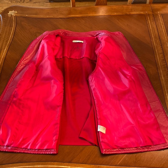 Peter Nygard Red Leather/Knit Jacket, - Picture 4 of 10
